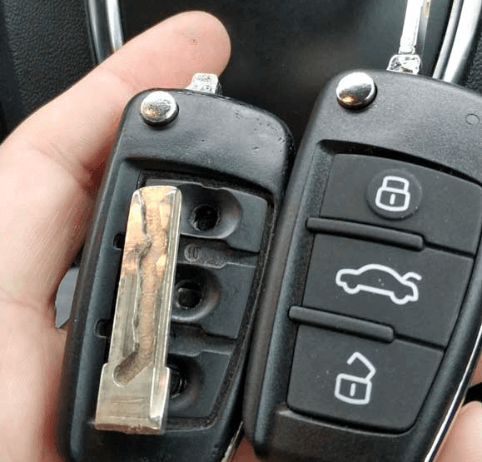 Car Key Fob Replacement 1 in Las Vegas by Lock and Load Auto Locksmith