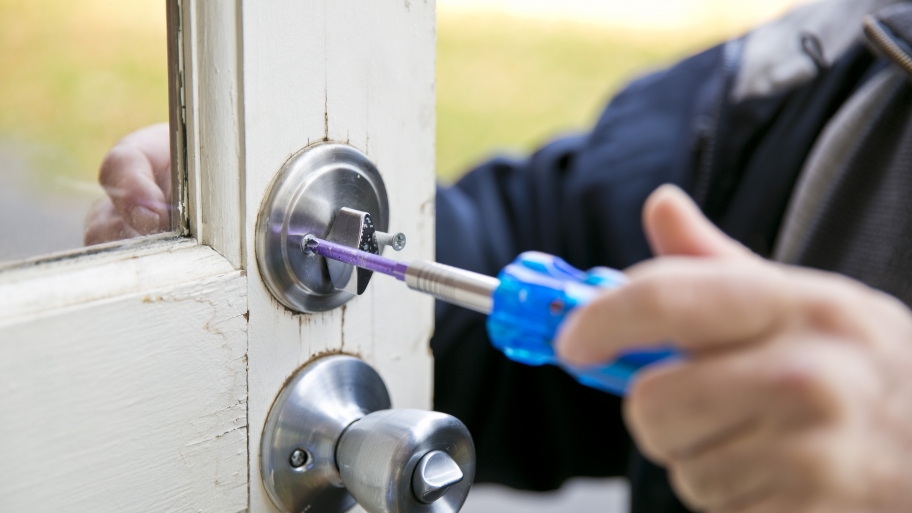 Can a Locksmith Change Locks